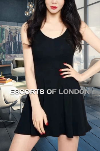  Exclusive Black haired London escort Aiya is 5